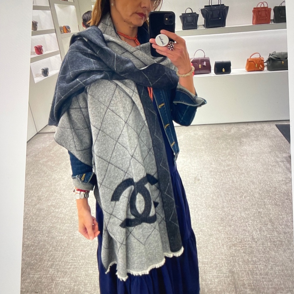 CHANEL CASHMERE SCARF